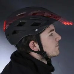 Casque De Vélo Noir à LED Arrière Intégrée Metro-V Oxford -Abus Soldes casque de velo noir a led arriere integree metro v oxford full 5