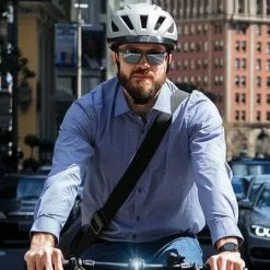 Casque Vélo Urbain Noir Pedelec 2.0 Abus Avec Lumière Arrière 11 Casque Vélo Urbain Noir Pedelec 2.0 Abus Avec Lumière Arrière -Abus Soldes casque velo urbain noir pedelec 2 0 abus avec lumiere arriere full 4