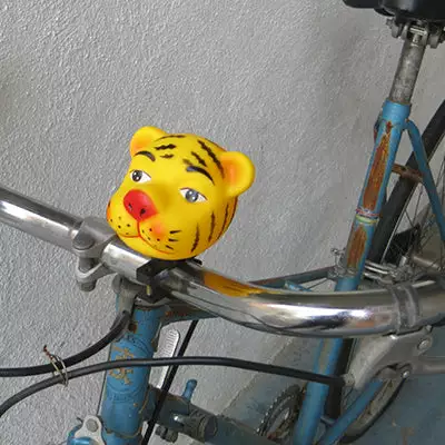 Brandless Klaxon Figurine Tigre Pour Enfants 5 Brandless Klaxon Figurine Tigre Pour Enfants – Image 3