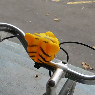 Brandless Klaxon Figurine Tigre Pour Enfants 6 Brandless Klaxon Figurine Tigre Pour Enfants – Image 4