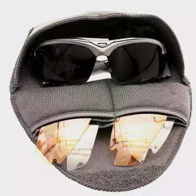 Newton Lunettes De Protection 3 Verres, Clairs, Fumés Et Noirs 5 Newton Lunettes De Protection 3 Verres, Clairs, Fumés Et Noirs – Image 3