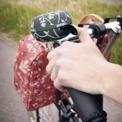 Sonnette De Vélo Wanderlust 80 Mm Noire Basil 9 Sonnette De Vélo Wanderlust 80 Mm Noire Basil -Abus Soldes sonnette de velo wanderlust 80 mm noire basil full 4