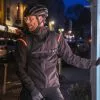 Veste Vélo Hommes Avec éclairage Intégré Nightvision Electron Altura 1 Veste Vélo Hommes Avec éclairage Intégré Nightvision Electron Altura -Abus Soldes veste nightvision electron altura 5