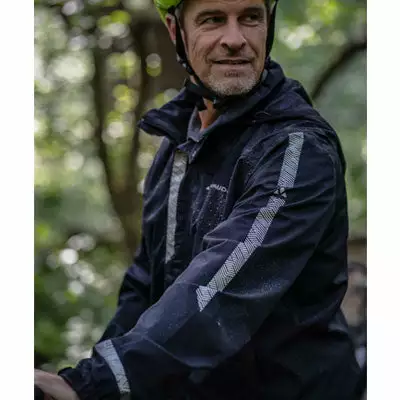 Veste Vélo Homme Noire Réfléchissante 360° Luminum II Vaude 8 Veste Vélo Homme Noire Réfléchissante 360° Luminum II Vaude – Image 6